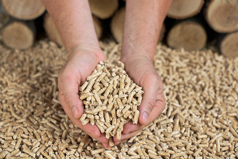 Quelle est la différence entre un poêle à granulés et un poêle à pellet ? Romilly-sur-Seine